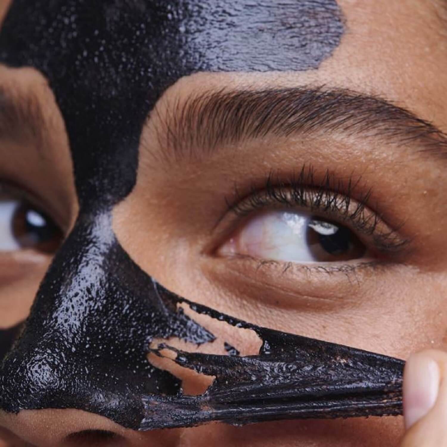 BLACKHEAD PEEL-OFF MASK (MASCARILLA PARA PUNTOS NEGROS)